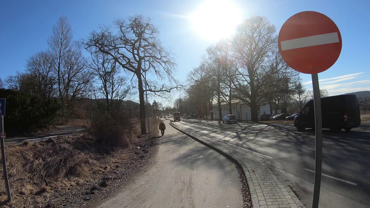 Elecrtic scooter driving in Skien and Porsgrunn