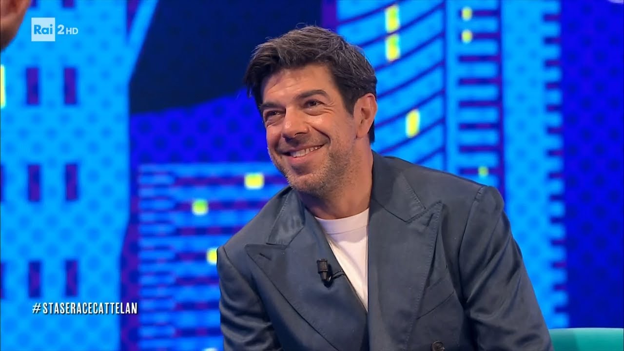 L'intervista a Pierfrancesco Favino - Stasera c'è Cattelan su Raidue 09/03/2023