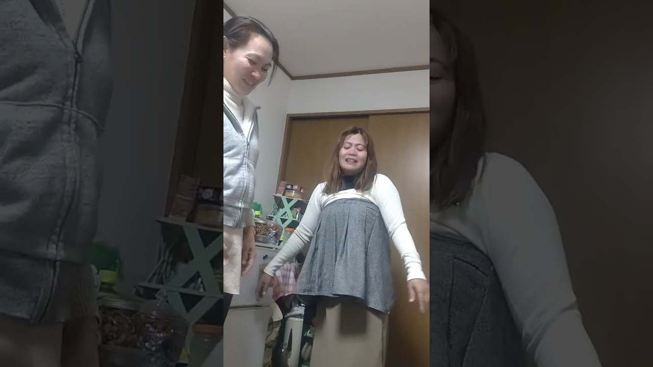 May nag sukat Ng Damit Ng Bata Dito 🤣