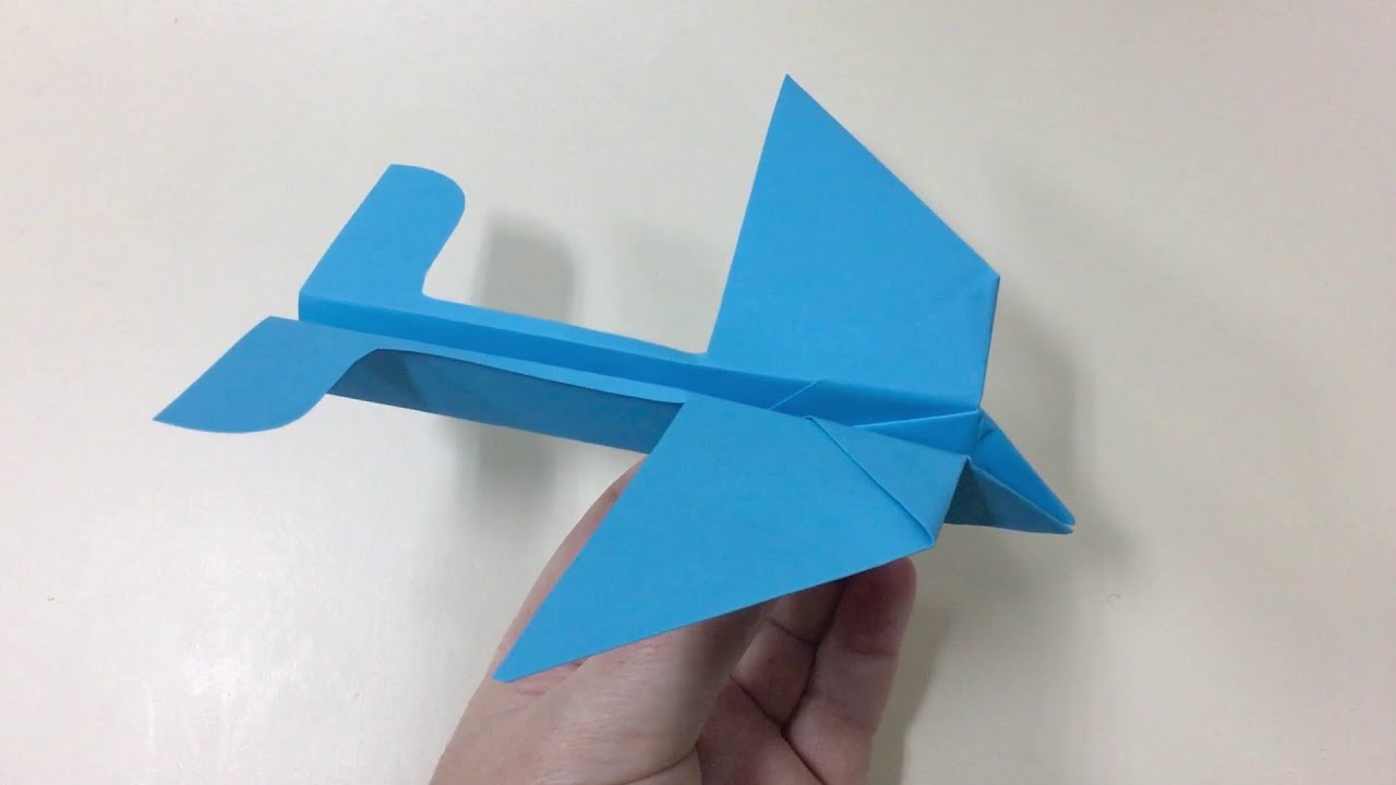 AVION en Papier qui vole tr&egrave;s bien et longtemps - Comment Faire un Avion en papier