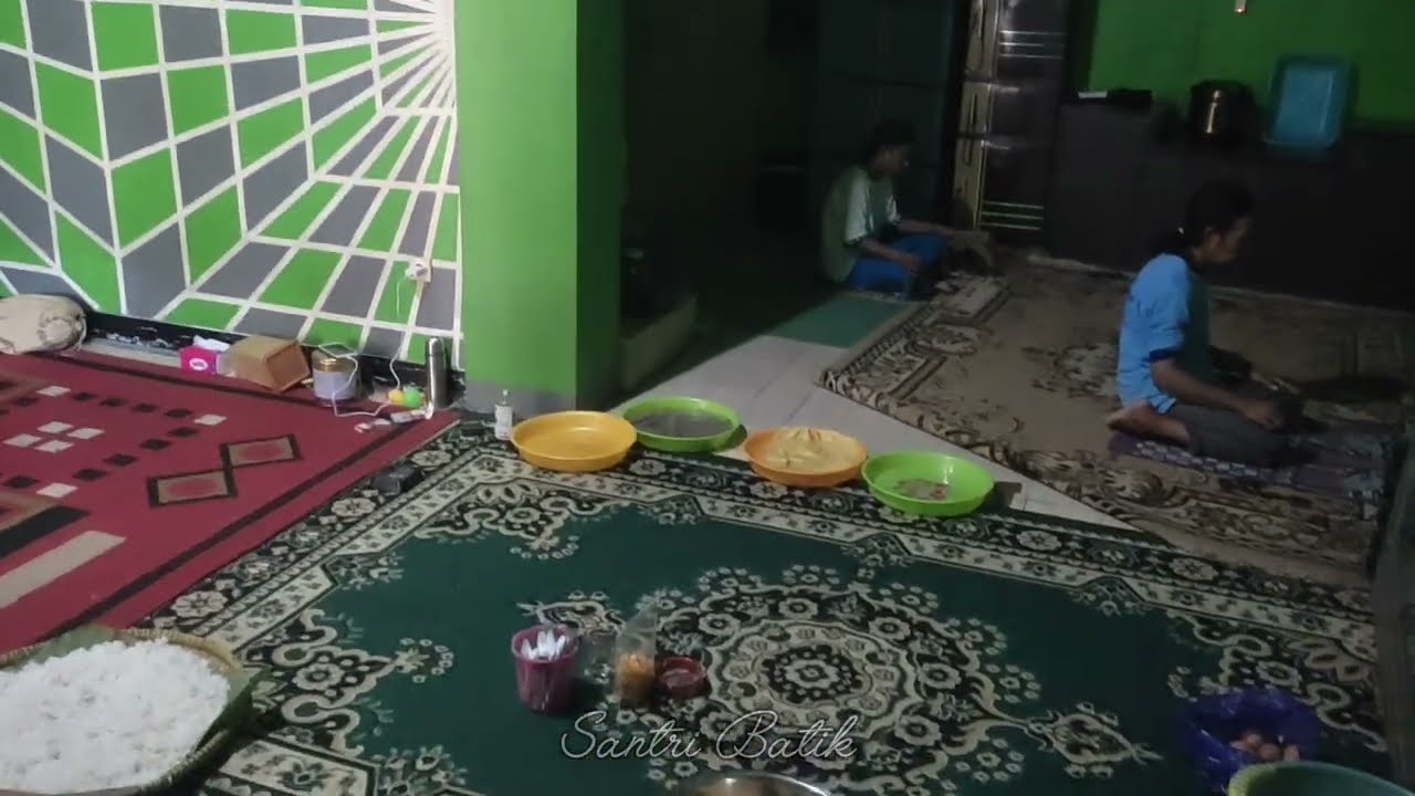 Sedekah takjil H-15 santri batik pekalongan 