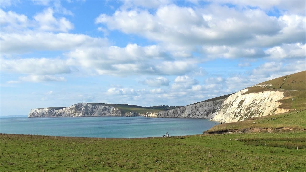 Coast Walk: Yarmouth to Brighstone, Isle of Wight, UK.  EXCELLENT 16.5 miles
