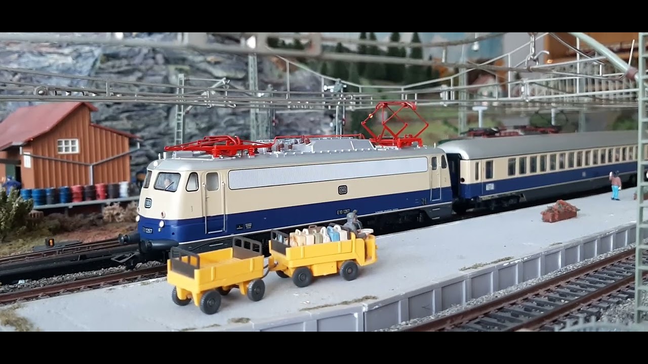 E10.12 mit Rheingold/Rheinpfeil