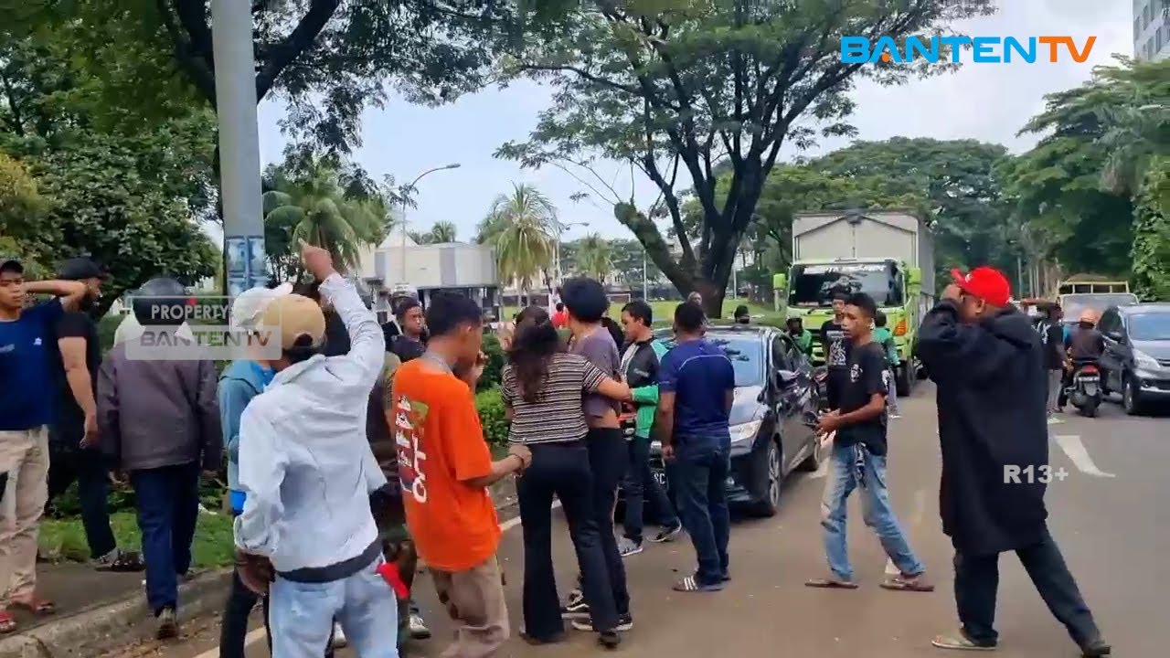 EMPAT ORANG DEBT COLLECTOR DIAMUK WARGA