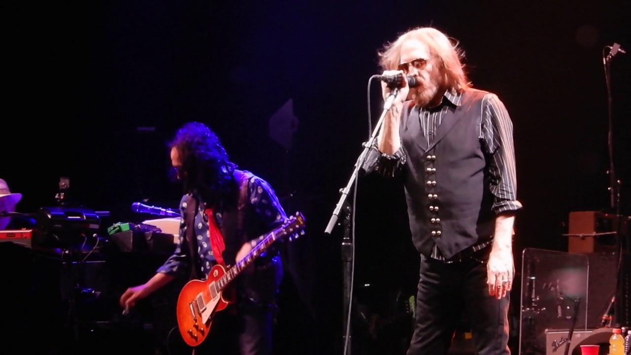 Tom Petty and the Heartbreakers.....I Should Have Known It.....4/25/17.....Nashville