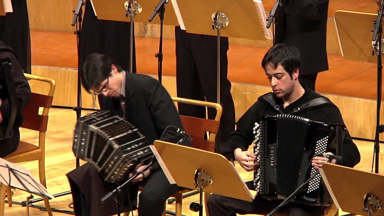 Tanguera (M. Mores). Orquesta Típica 
