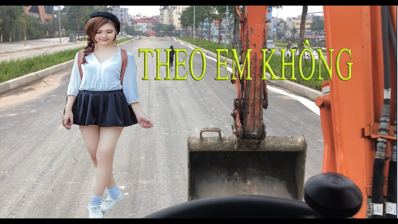 Xu&acirc;n Mạnh | Chết cười với thanh ni&ecirc;n l&aacute;i m&aacute;y x&uacute;c đi theo g&aacute;i