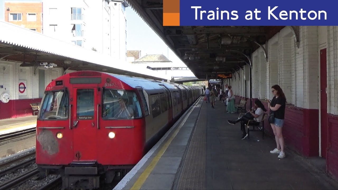 London Underground Bakerloo line, Overground and WCML trains at Kenton