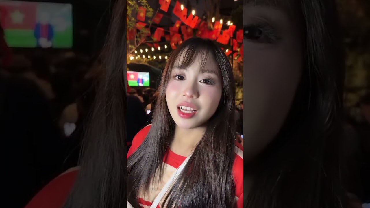Cô gái Lào Mây Sa, không khí tưng bừng cổ vũ trận bán kết U23 Việt Nam - U23 Trung Quốc.