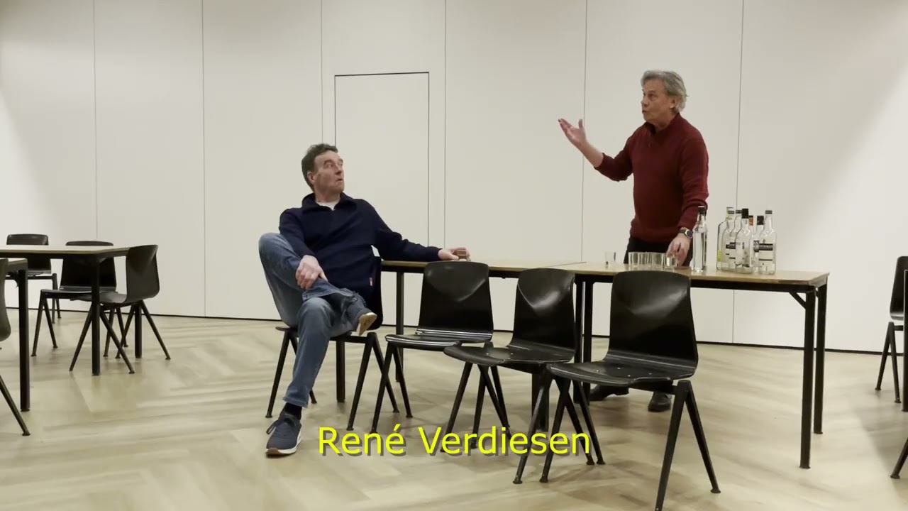Achterom repeteert
