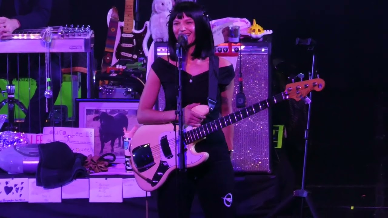Khruangbin - 