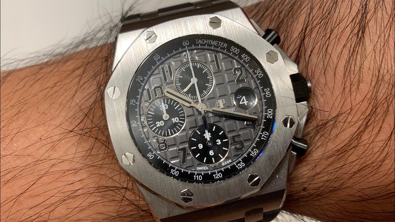Audemars Piguet 42mm Royal Oak Offshore Elephant Review - Pros & Cons - Ref 26470.OO.A104CR.01