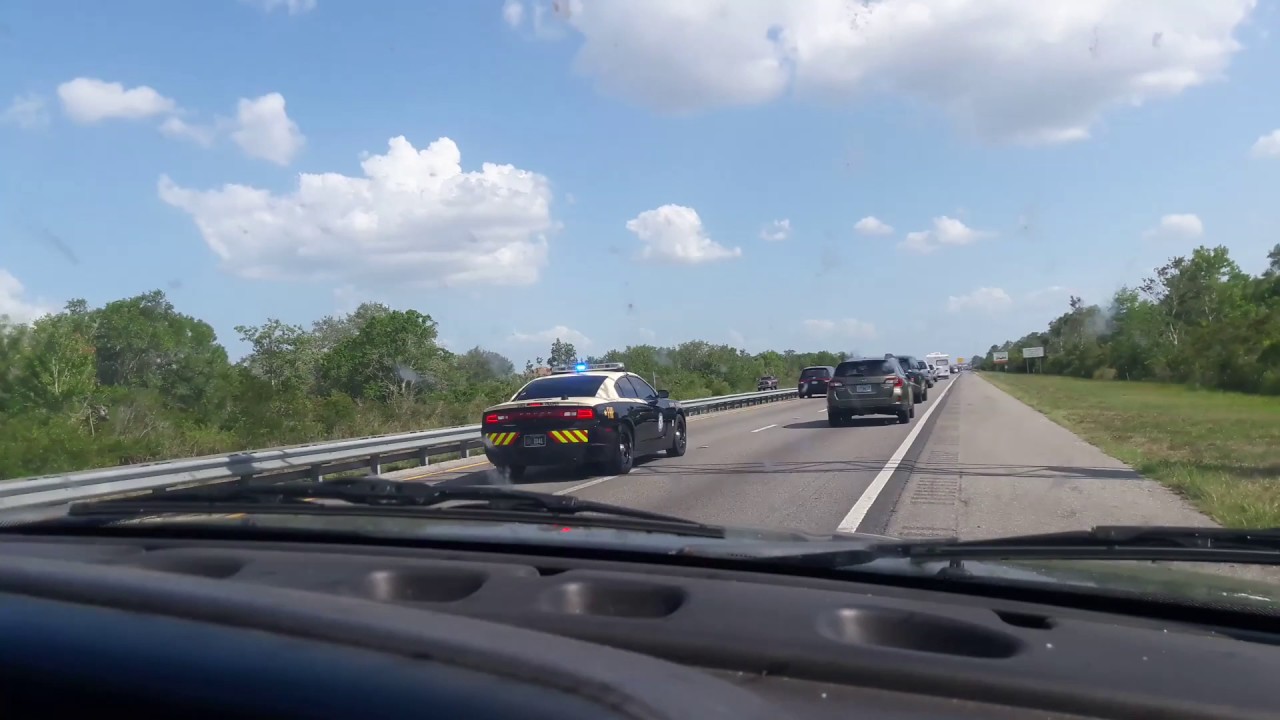 FLORIDA HIGHWAY PATROL RESPONDING CODE 3!!!