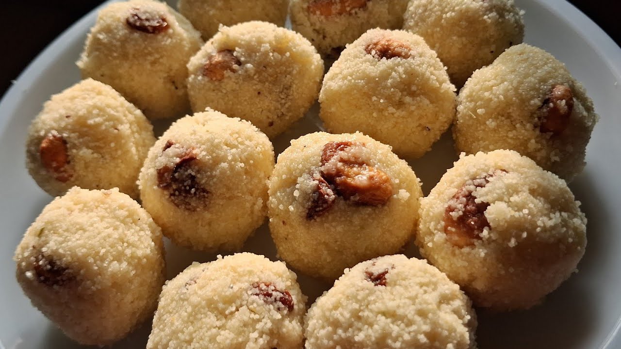 ரவா லட்டு....ஈஸியான ஸ்வீட் ரெசிபி...#ravaladdu #ravaladoo #easysweetrecipe #sweetrecipe #sweet 