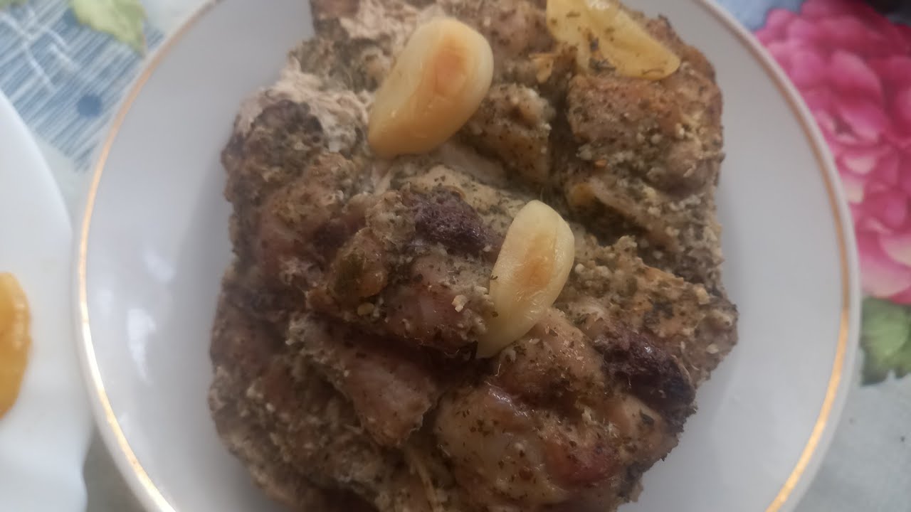 Льоха пожерает🍟🍟🍟