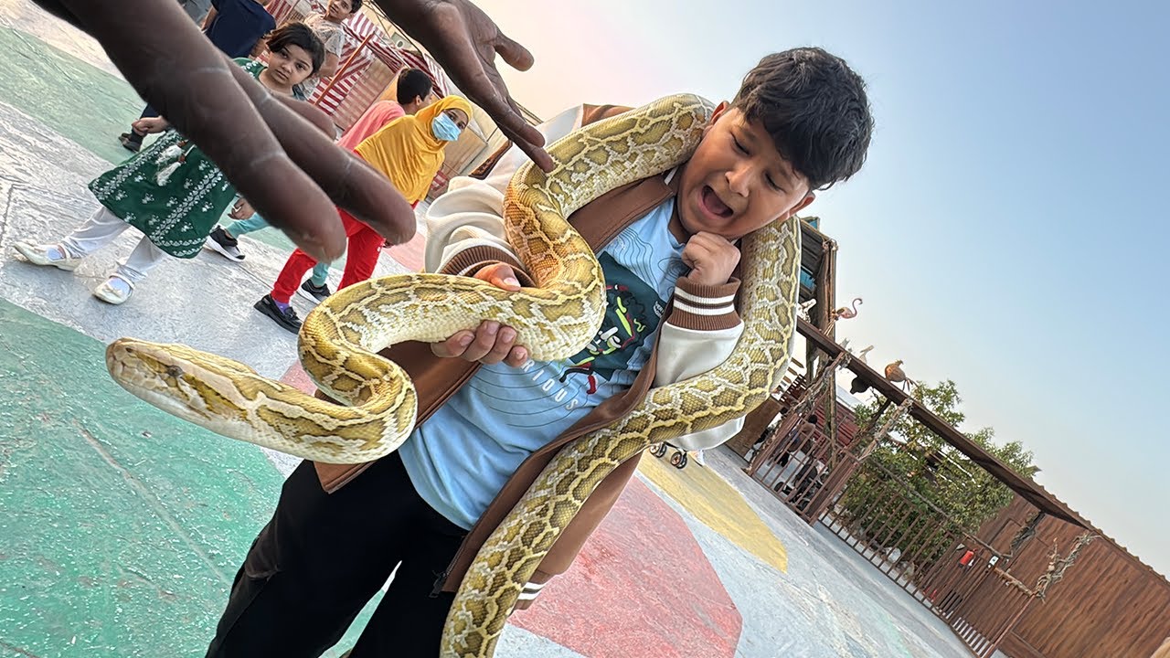 Snake ne pakad liya chinu ko