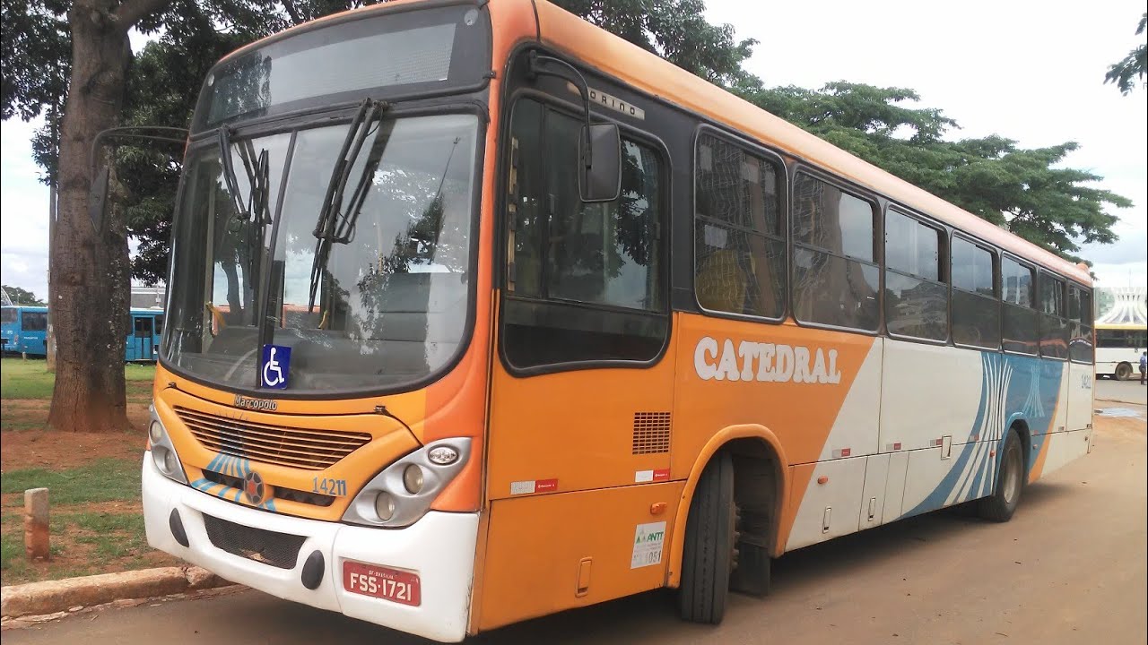 Movimentação de ônibus na rodoviária de Brasília-DF. (Rodoviária do Plano Piloto).