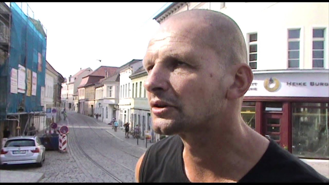 Brandenburg   alte Stadt für junge Menschen Pt 2