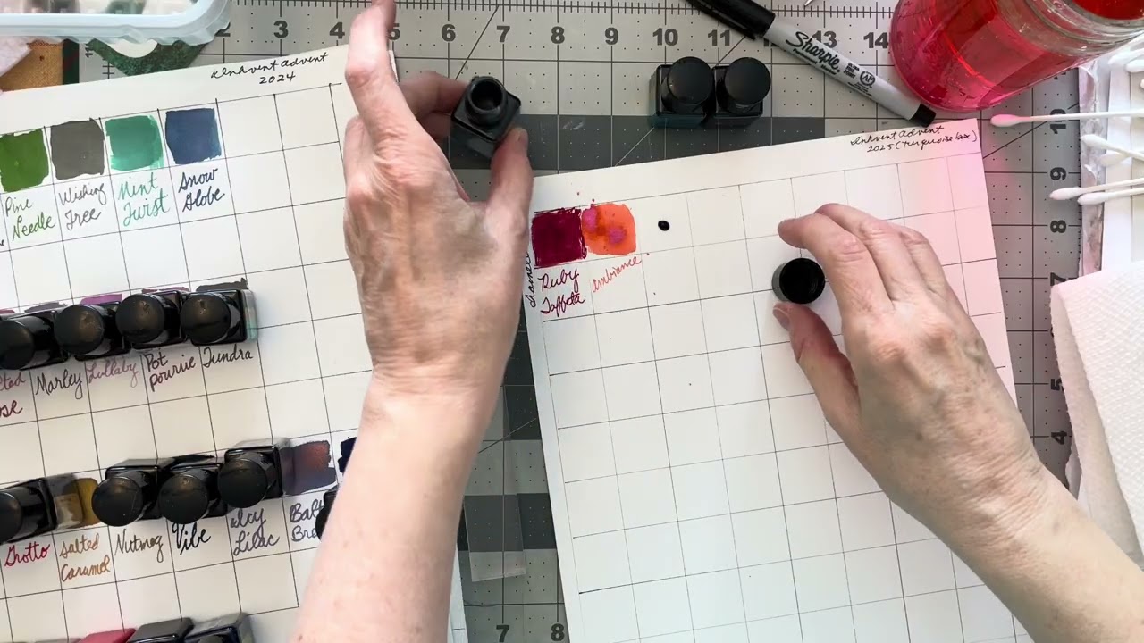 S5e49, образцы чернил Diamine Advent 2025 — как обычно, слегка хаотично…
