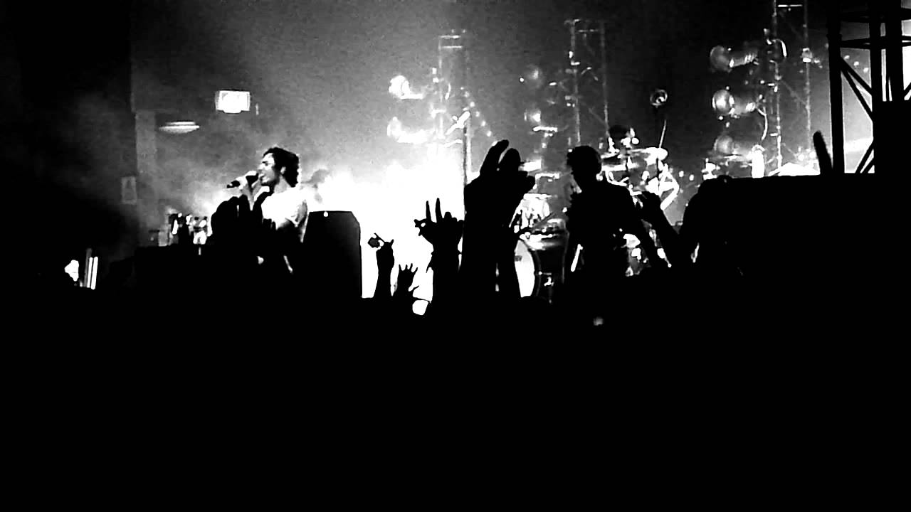 You me at six - tigers and sharks (Preston 8.10.11)