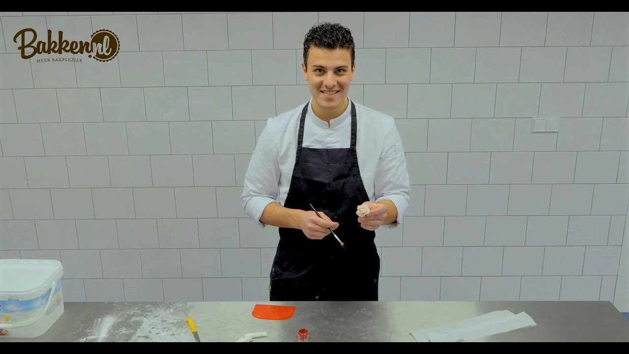 Bakken.nl Fondant roosjes maken - Bakken met Joël