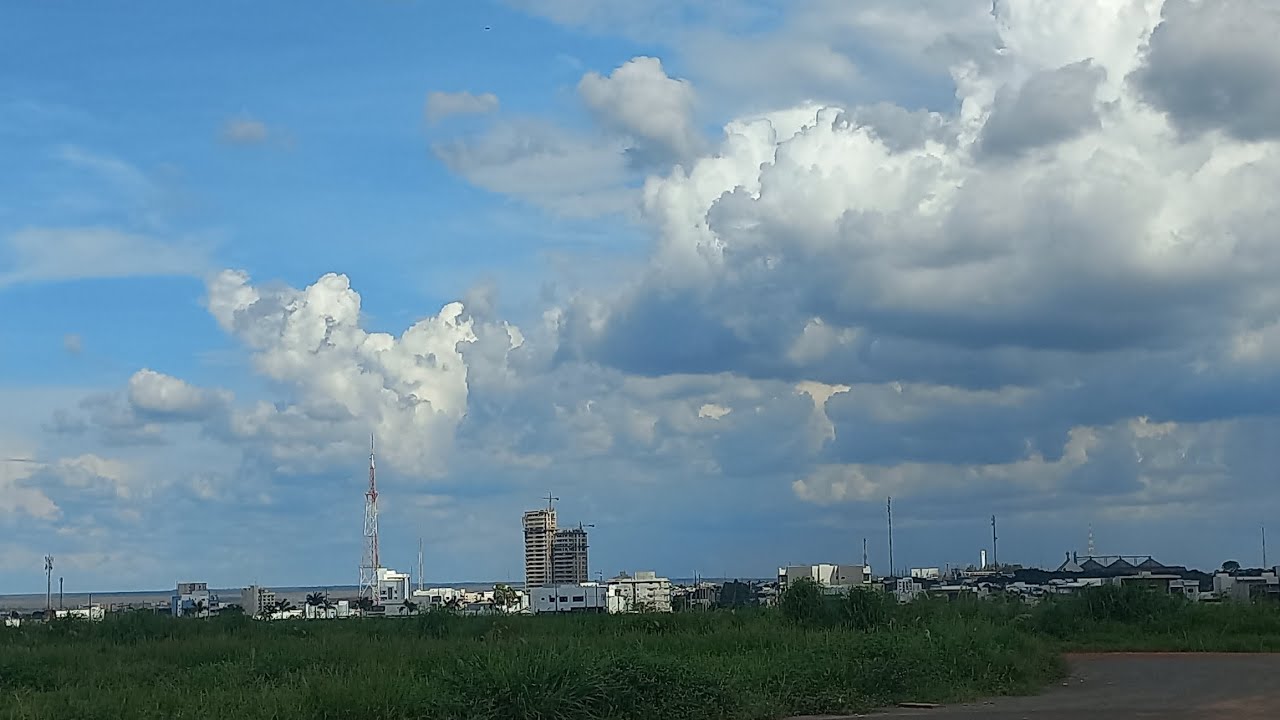 Avenidas  : Mutum , Brasil  , São Paulo  , Gaivotas . 