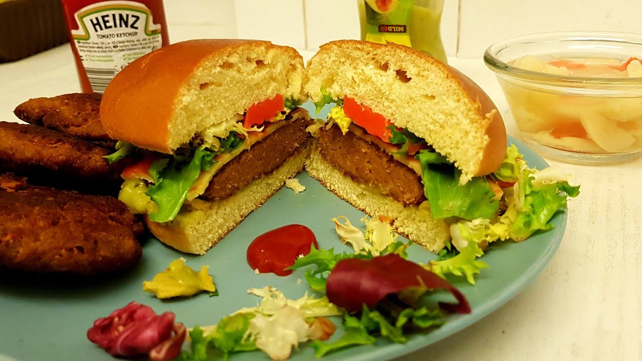 LEZZETLI TARİFLER - PEYNİRLİ BURGER