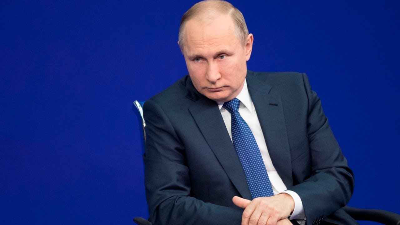 Tensions rise between Russia and Ukraine