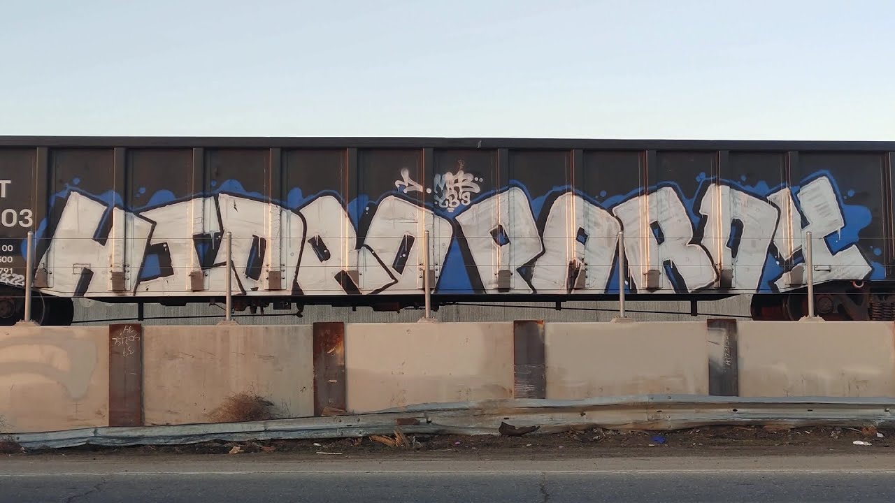 In & Outgoing Graff At The U&middot;P Yard Pt. 19