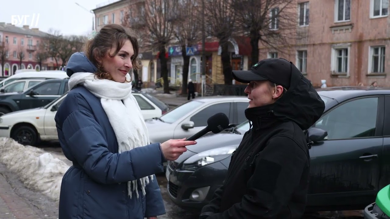 Вільний мікрофон: що знають і думають мешканці Нововолинська про День української жінки