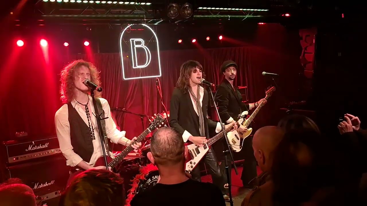 Ladyboys - Down In Hollywood - Sala B - 21-12-25