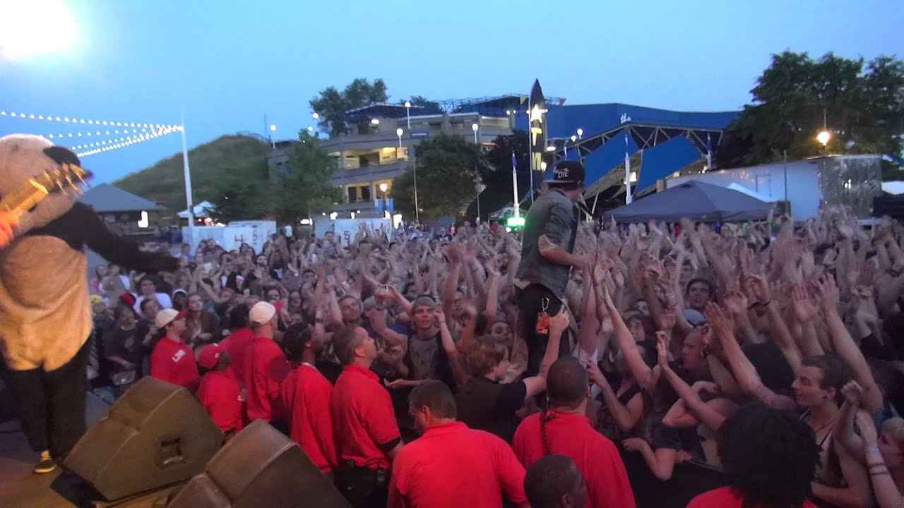 Chunk! No, Captain Chunk! In Friends We Trust (Live) Milwaukee Warped Tour