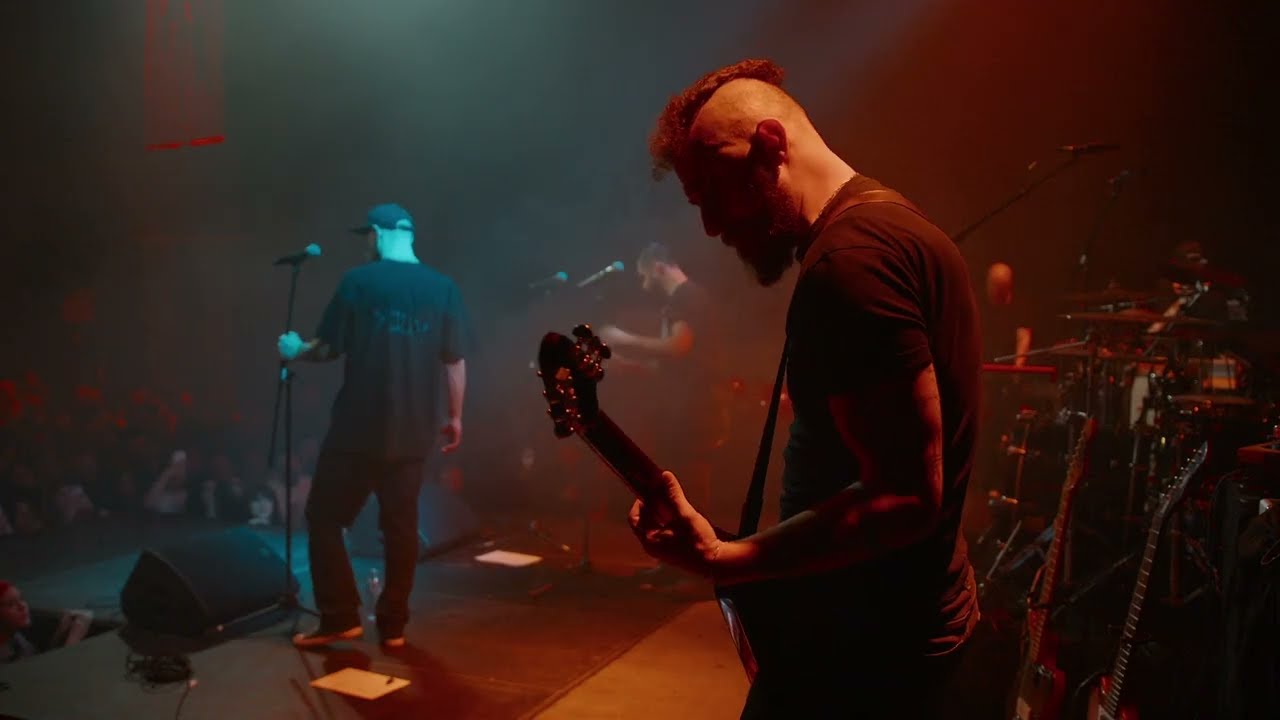 MokuMoku - Hako Is Alive And She Is 59 Ft. S.D Ramirez ( Live At MonoHall )