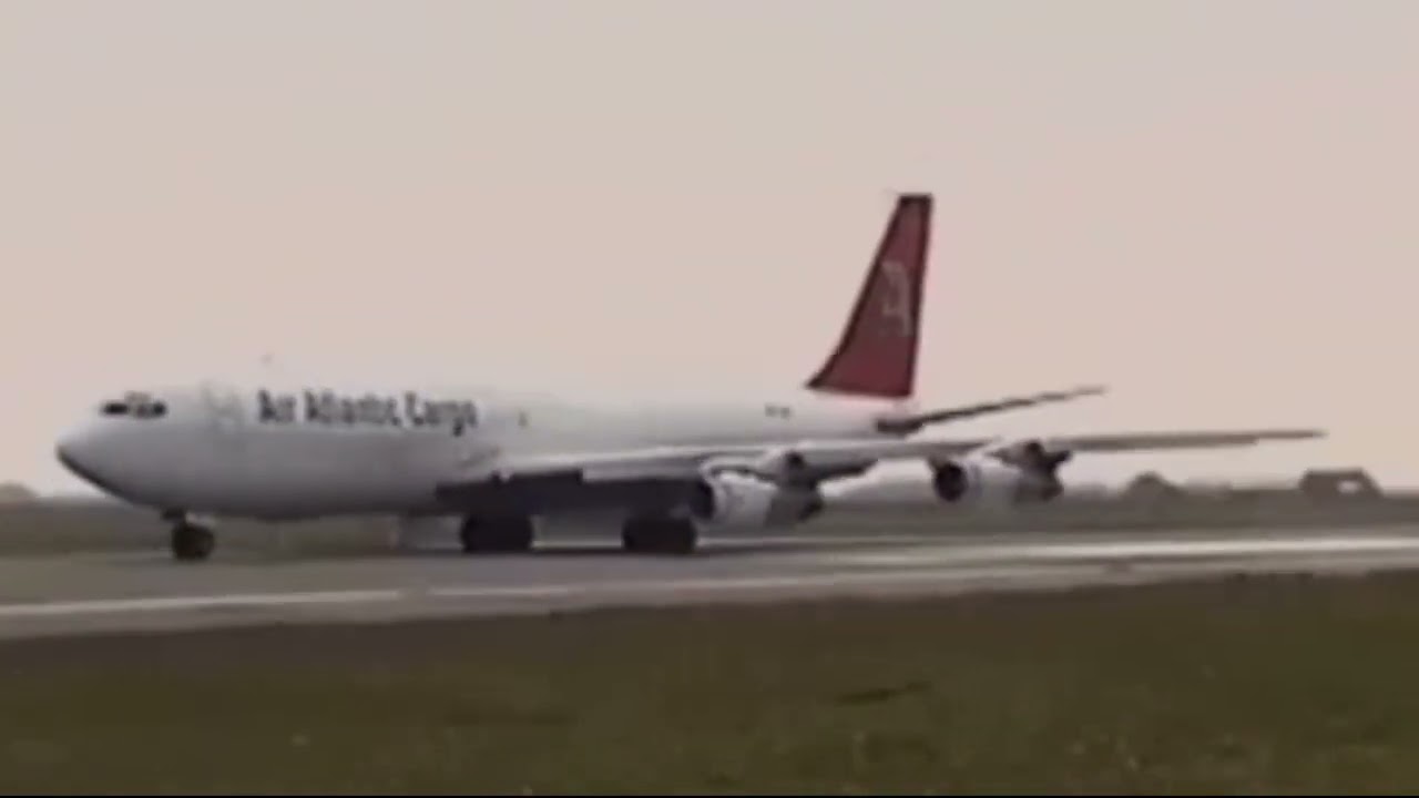AIR ATLANTIC  Boeing 707-321   5N-EEO departure HEAVY , Ostend Airport