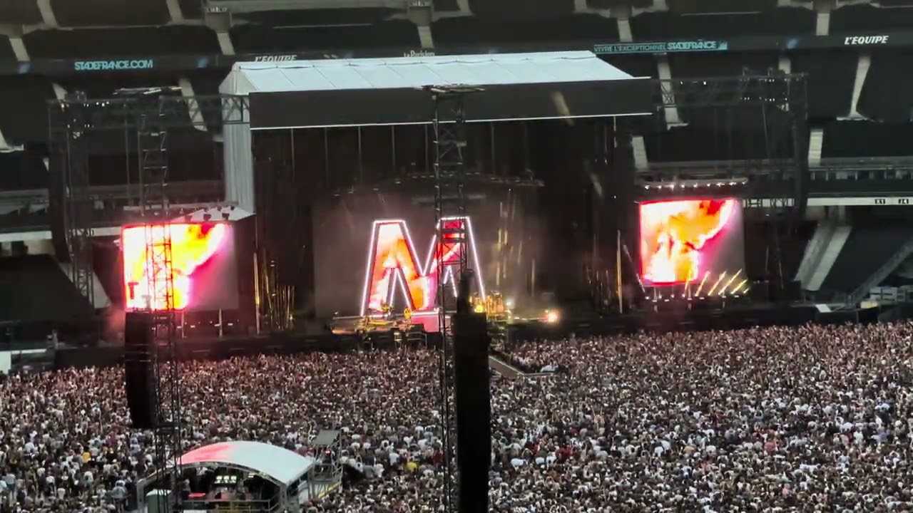 Depeche Mode live in Paris (Stade de France) - June 2023 - I Feel You