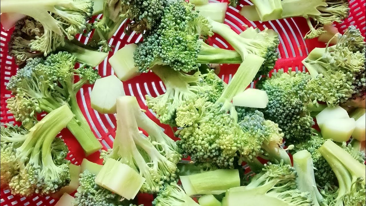 🥦ব্রকলি দিয়ে মুরগি মাংস।#food #cooking 