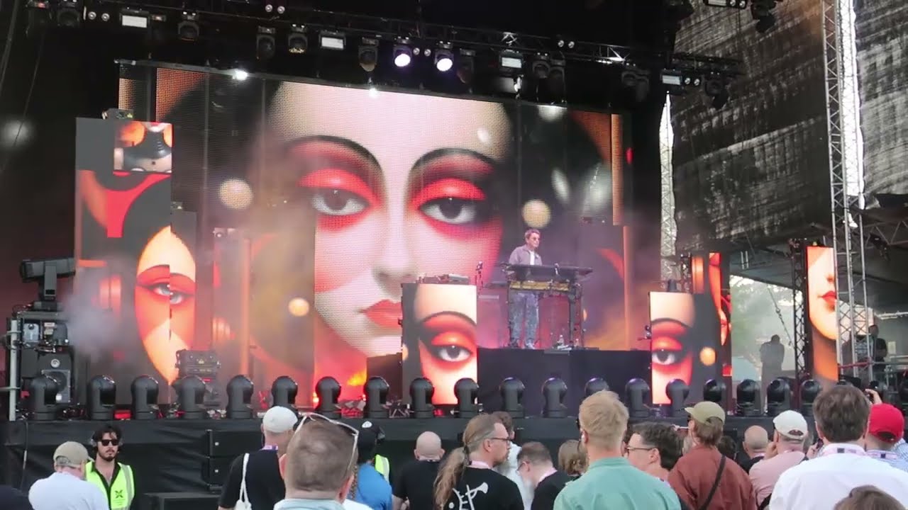 Jean-Michel Jarre - Zoolookologie (Live Helsinki, FIN 15.6.2025)
