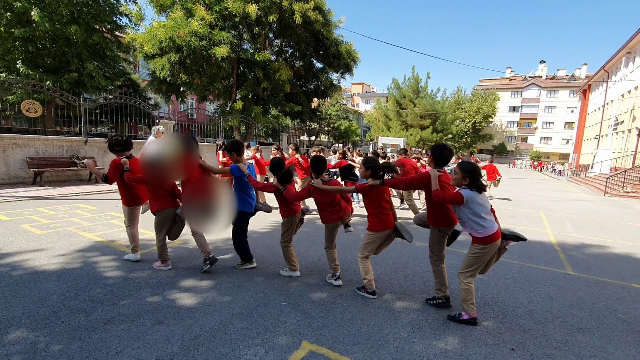 4. Sınıf dengeleme hareketleri. Tek ayaklı tırtıl oyunu