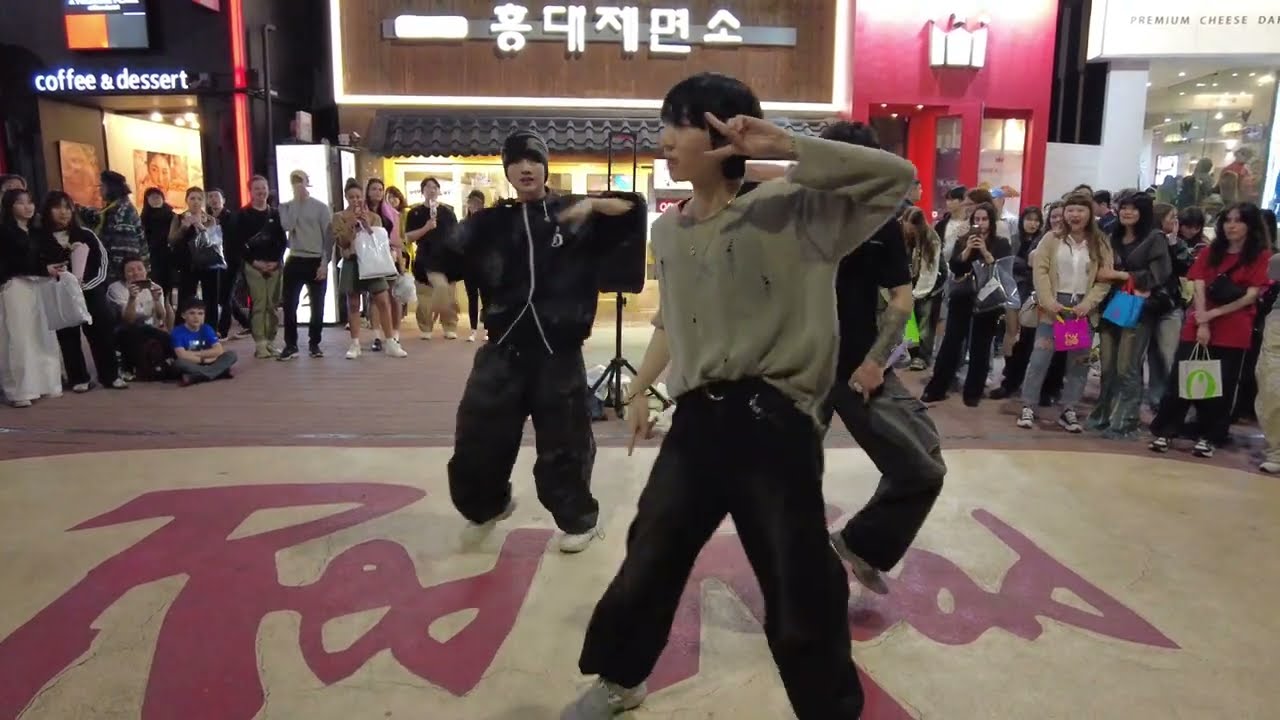 OneOf#원오브 HongDae#홍대 Busking#버스킹 20250429 DJI 0386