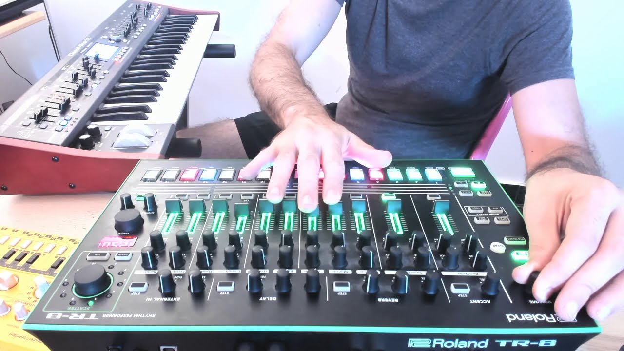 Deep House Jam (Making tracks with Roland Tr8 & Behringer Deepmind 12)