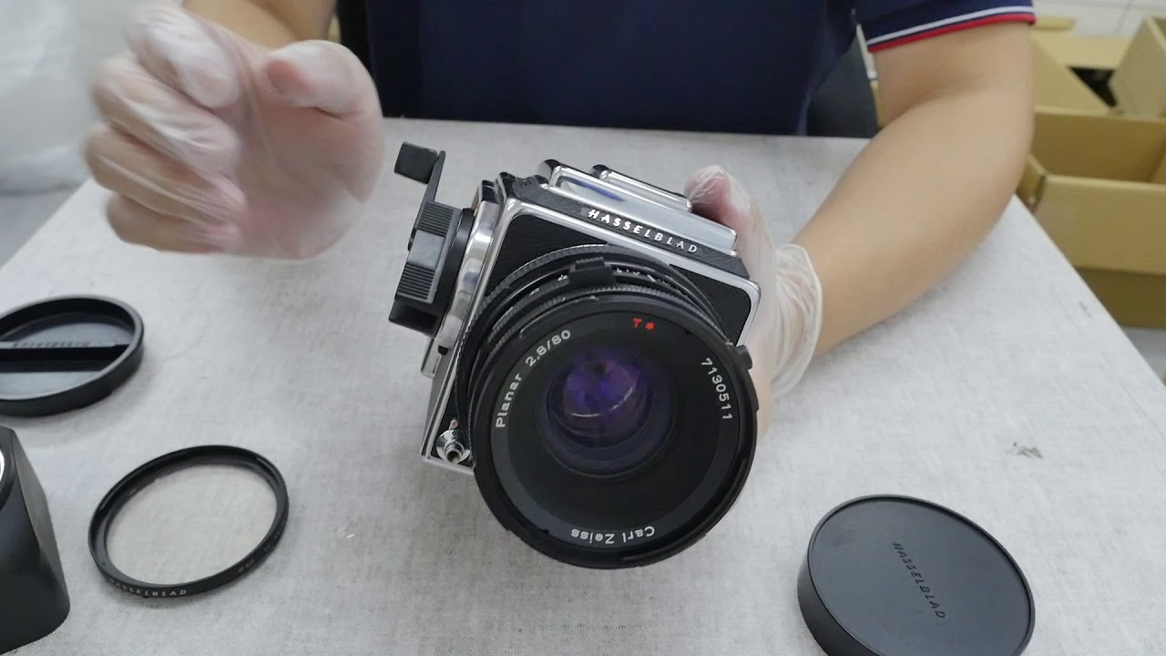Hasselblad 503 CX + CF 80mm F2.8 + A12 6x6 Film Back Lens Set