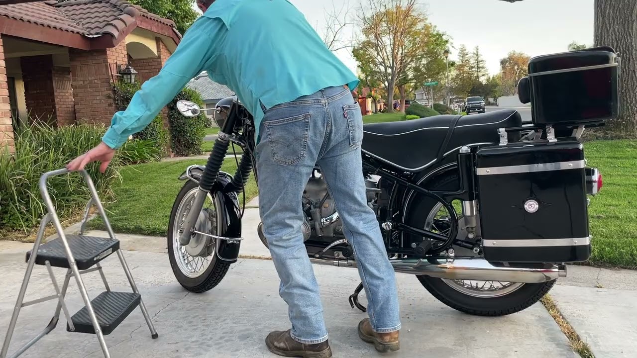 1969 BMW R69US Cold Start