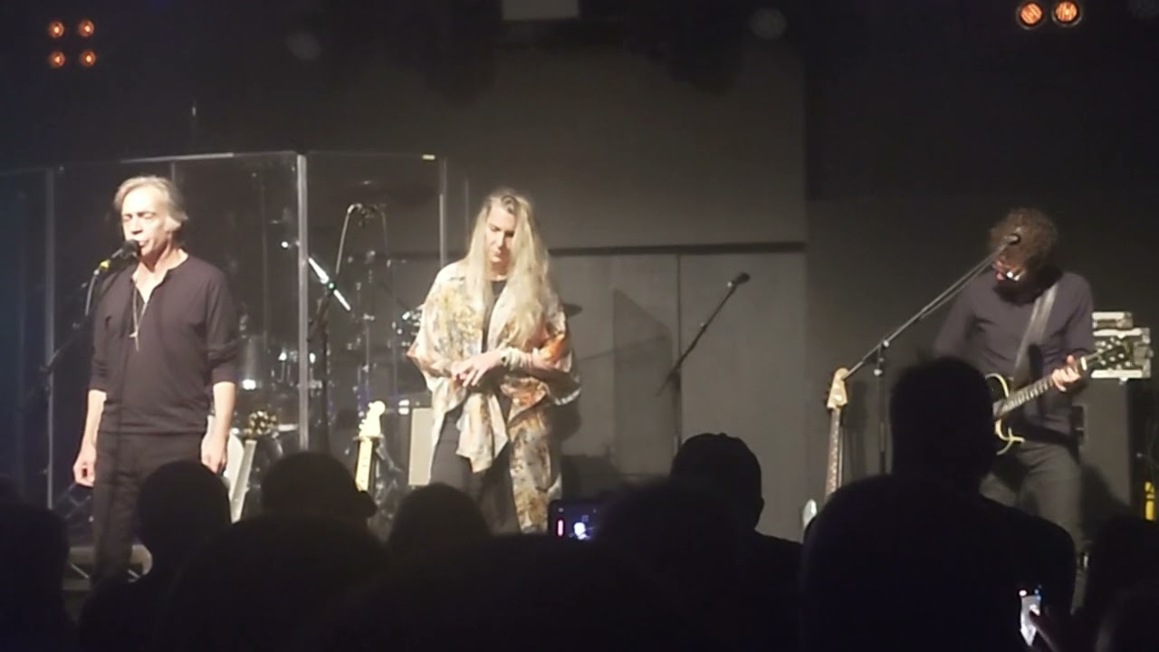 Crash Test Dummies - Heart Made of Stone