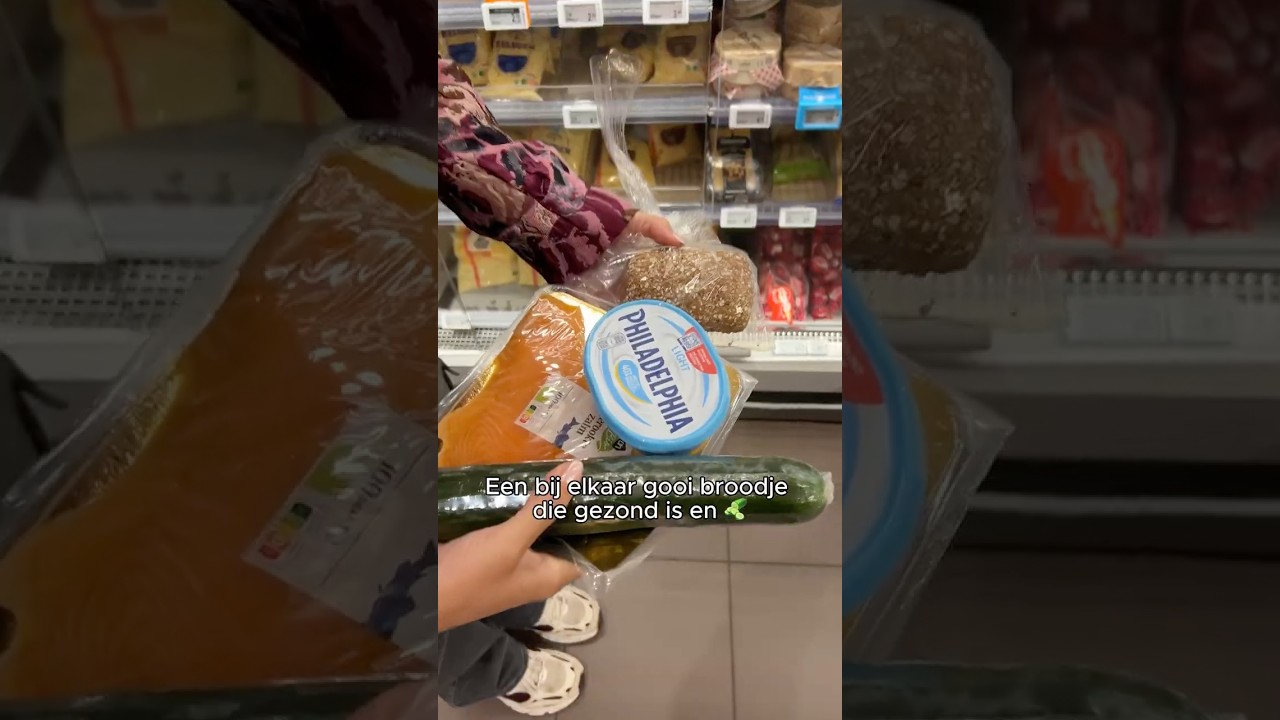 Makkelijk en mega lekkere go-to lunch | Broodje zalm met 27g eiwit!