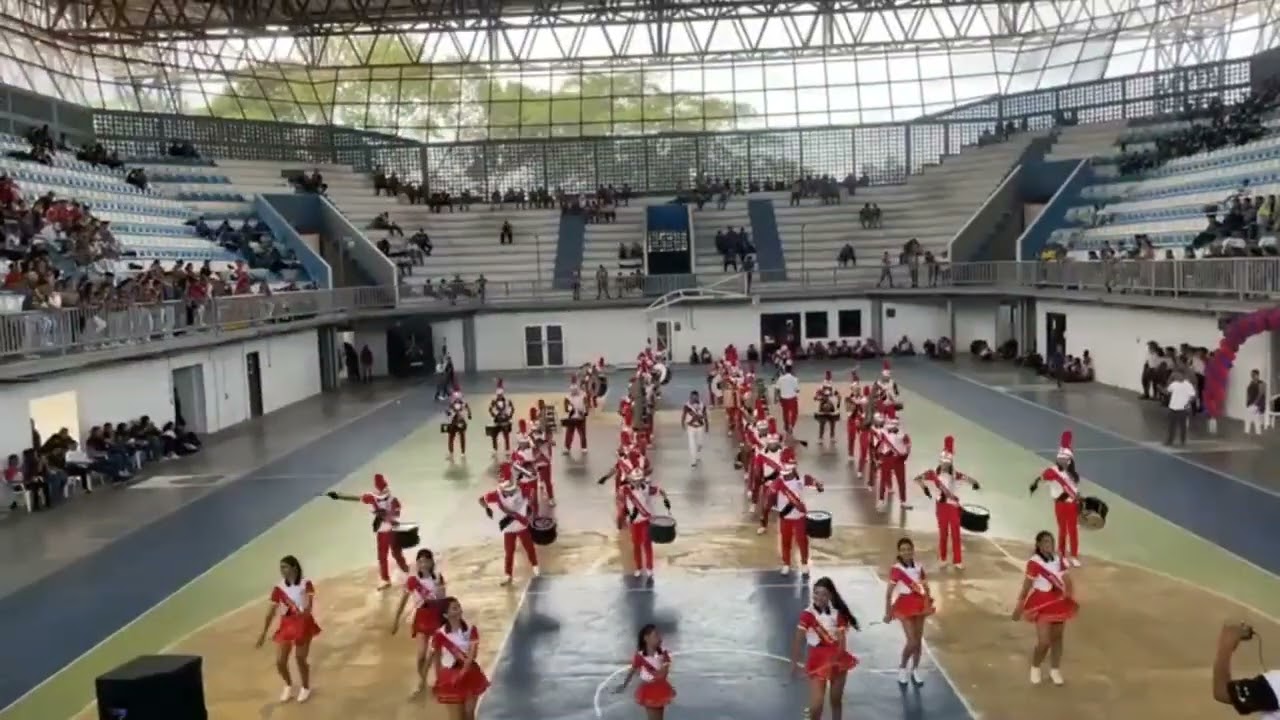 Presentación de la Banda de Guerra del Subirana.