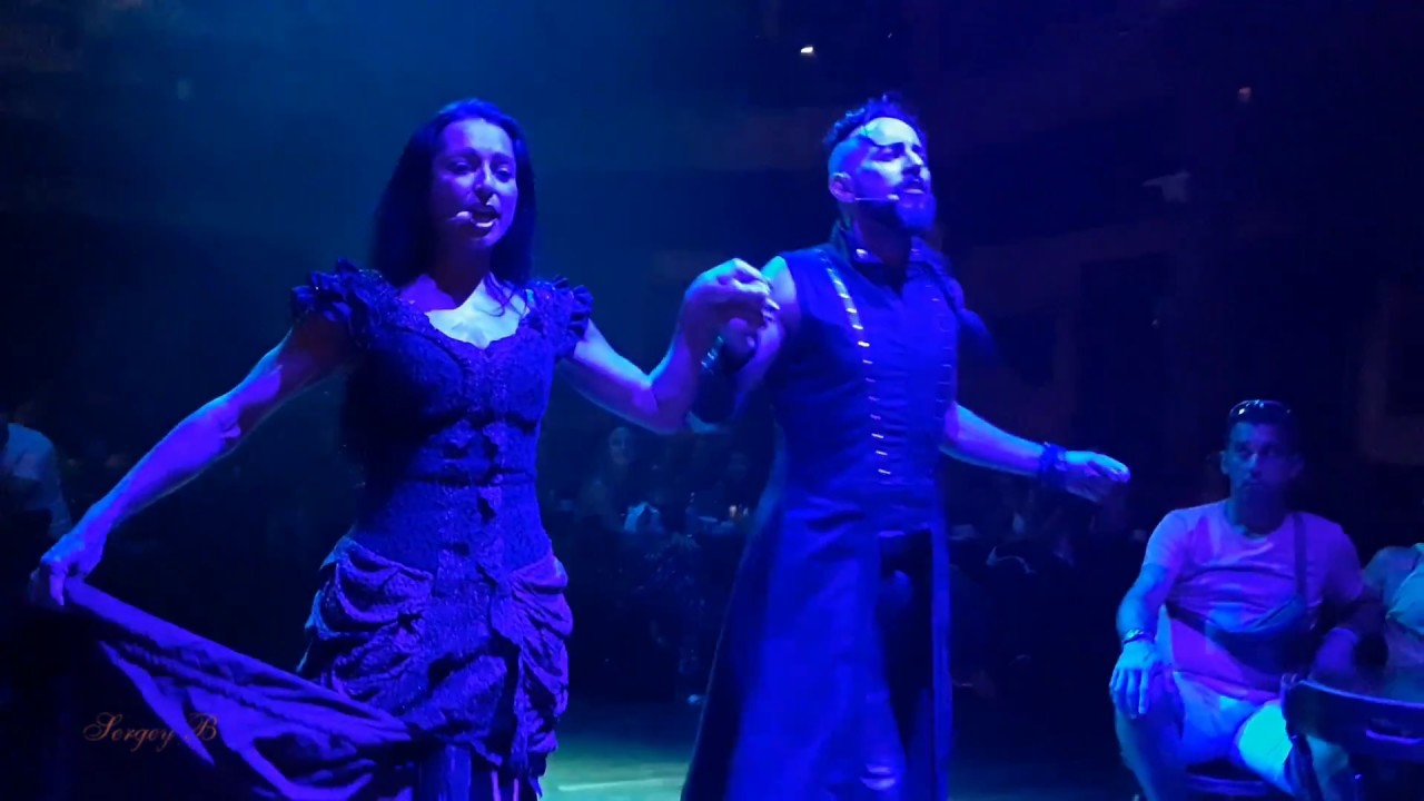 PortAventura World - Halloween 2017 - Vampires - El Dúo
