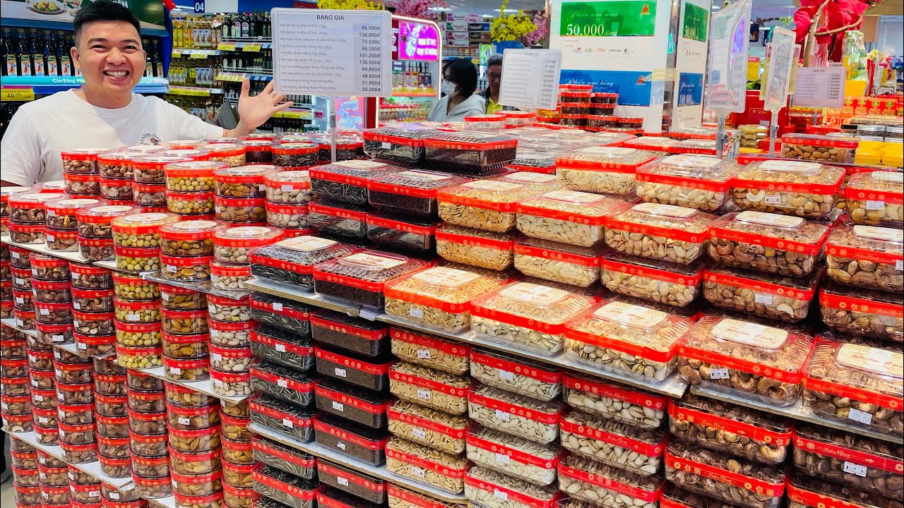 SIÊU THỊ COOPMART SAIGON Bánh Mứt, Ngũ Hạt, Kẹo Mỹ Bà Con Sắm TẾT 