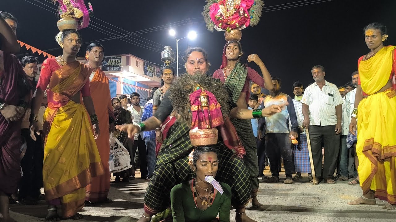 ಶ್ರೀ ಯಲ್ಲಮ್ಮ ದೇವಿಯ ಪಲ್ಲಕ್ಕಿ ಉತ್ಸವ ನಡಿಹಾಳ ಗ್ರಾಮ ಶಹಾಪುರ ತಾಲೂಕು ACS KADAKOL is live!