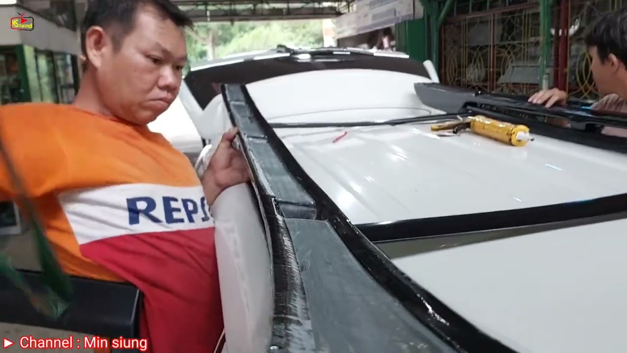 Tutorial lengkap pemasangan Roofrail sporty Toyota Avanza putih di padu dgn aksesories  warna hitam.