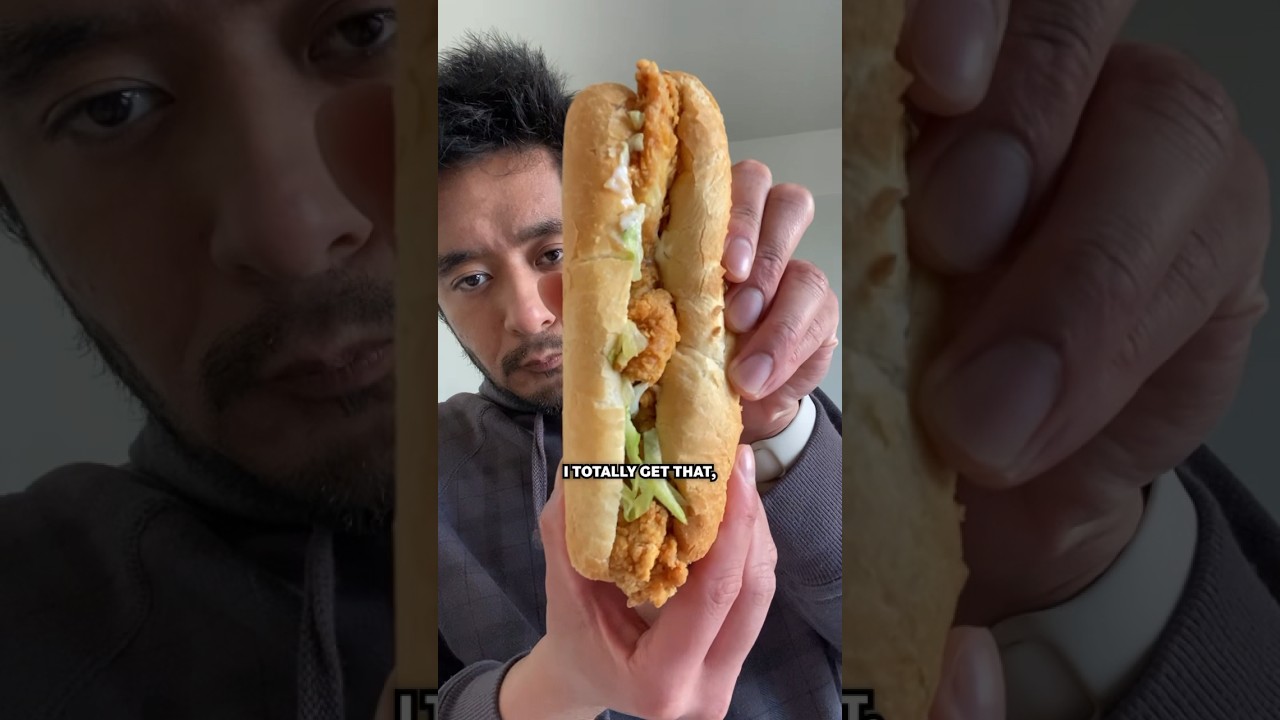 #redrooster #chickenstrip #sandwich #rippa #fastfood #australia #friedchicken #chickensandwich